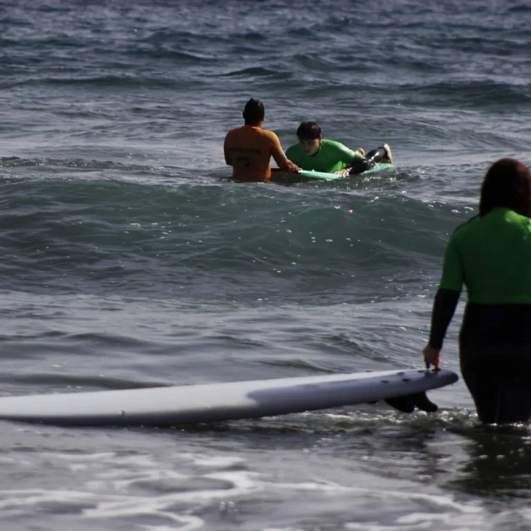 Group Lessons — Pure Surf School, playa de San Agustín