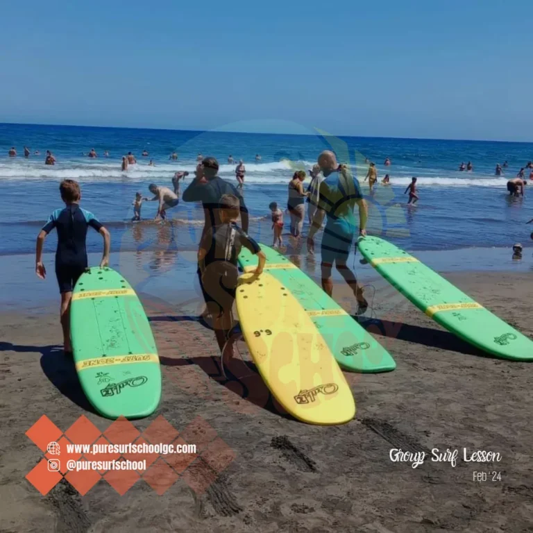 Family Lessons — Pure Surf School, playa de San Agustín