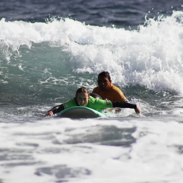 Group Lessons — Pure Surf School, playa de San Agustín