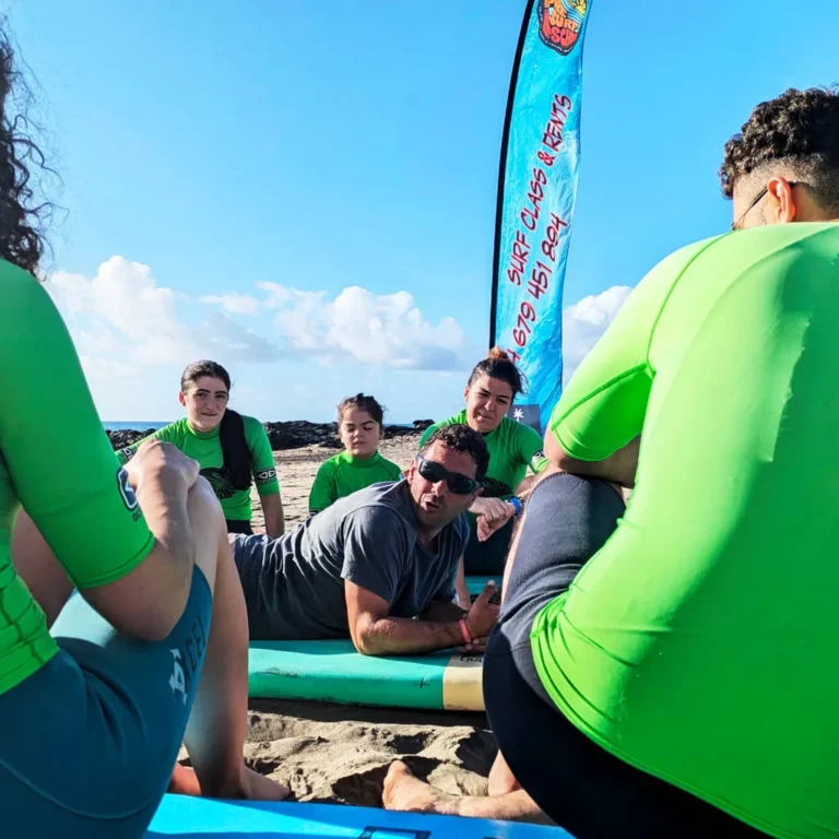 Group Lessons — Pure Surf School, playa de San Agustín